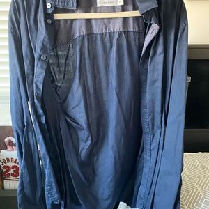 Navy blue Calvin Klein L Mens dress shirt - perfect condition - barely worn.